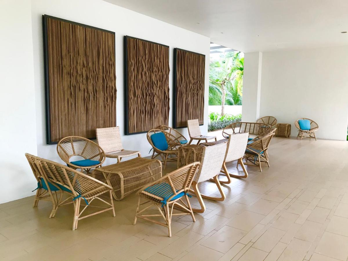 By The Beach - Luxury 2 Bedrooms Family Suite باتو فيرينغي المظهر الخارجي الصورة